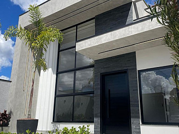 Casa com interruptores inteligente