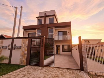 Sobrado no Centro de Fazenda Rio Grande