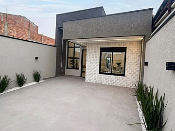 Casa Alto Padr�o com Piscina e Su�te | Eucaliptos