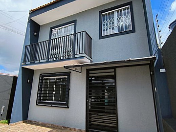 Sobrado de 3 quartos no bairro Gralha Azul